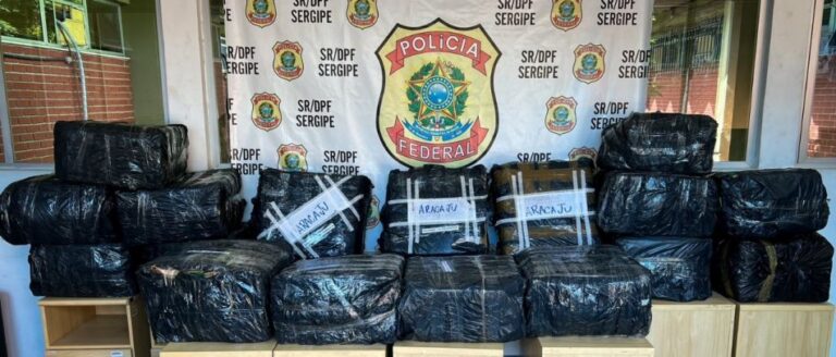 PF apreende mais de meia tonelada de maconha que seria distribuída em SE