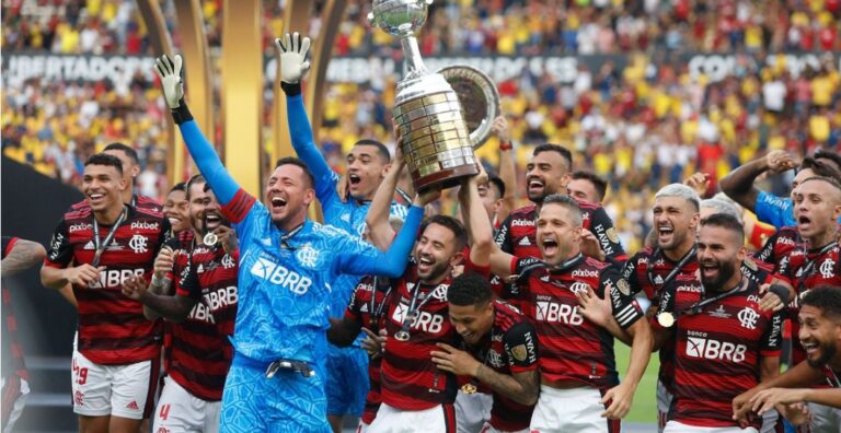Flamengo estreará contra vencedor de duelo árabe