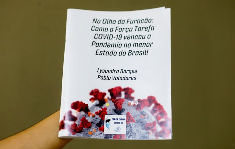 Livro retrata enfrentamento à covid-19 realizado por Força-Tarefa da UFS