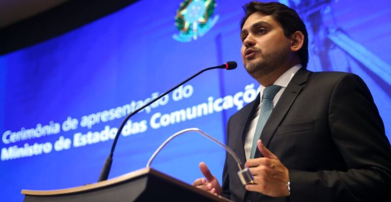 Novo ministro das Comunicações anuncia investimentos nos Correios