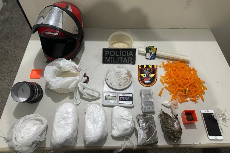Polícia Militar apreende 2 quilos de cocaína no bairro Santa Maria