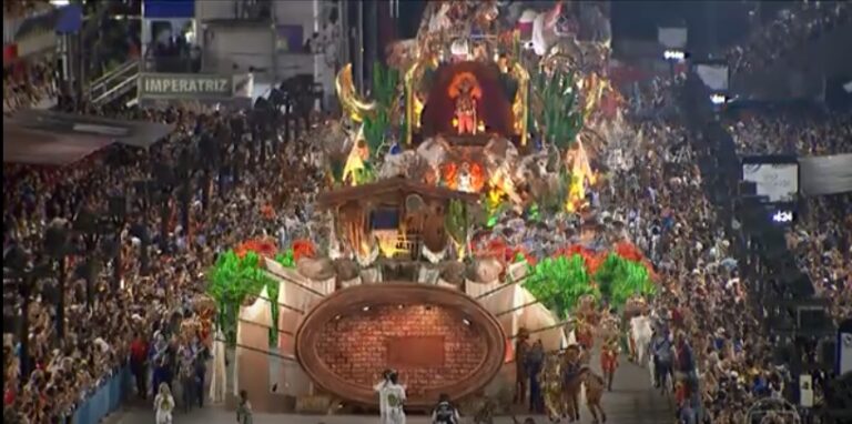 Imperatriz Leopoldinense é campeã do Carnaval do Rio após jejum de 22 anos