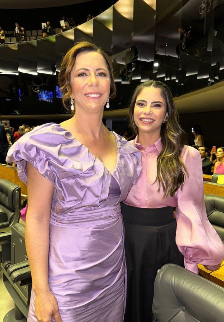 Katarina Feitoza e Yandra Barreto tomam posse como deputadas federais em Brasília!!