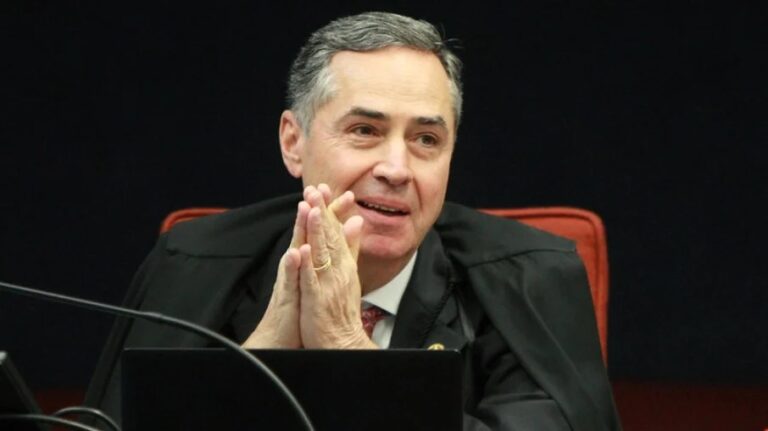 Barroso diz que Brasil viveu “atraso civilizatório” nos últimos anos