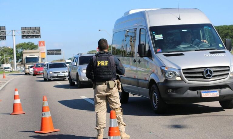 Feriado de carnaval registrou 73 mortes nas rodovias federais do País
