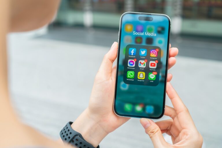 Pequenos negócios ampliam presença digital para conquistar clientes