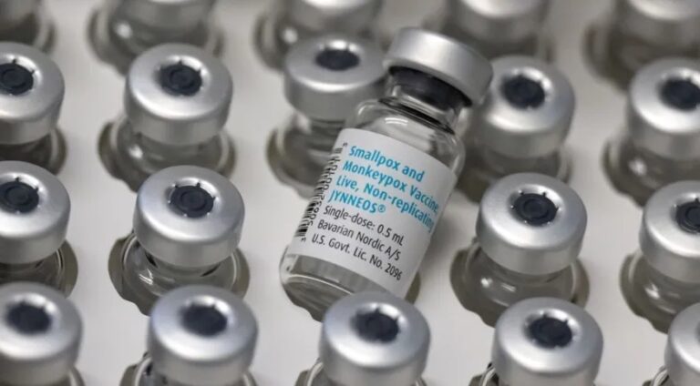 Vacinação contra mpox começa em março no Brasil