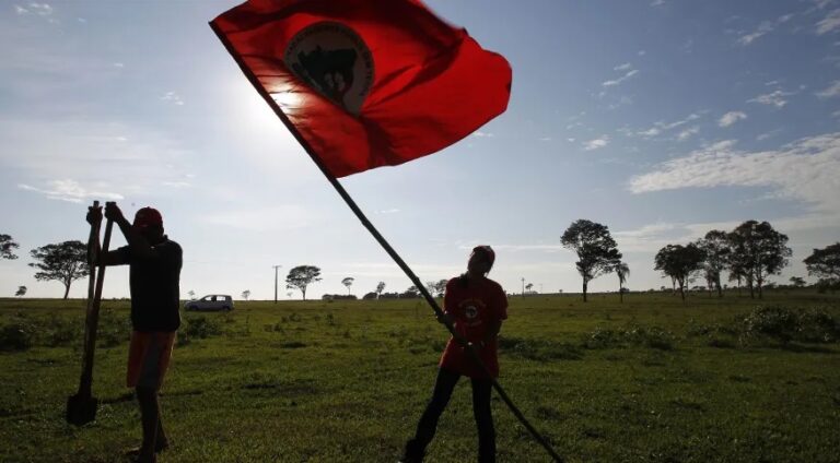CPI do MST alcança número mínimo de assinaturas e deputados protocolam pedido na Câmara