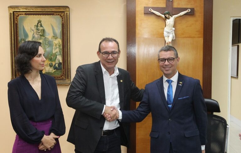 Zezinho Sobral assume interinamente Governo de Sergipe