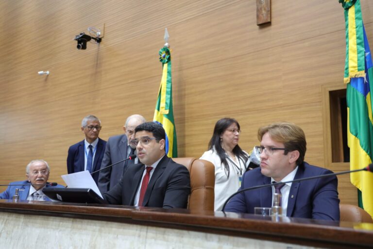 Membros do TCE e do Ministério Público Especial têm reajuste de subsídio aprovado