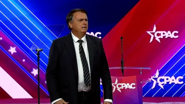 Bolsonaro será presidente de honra do PL, com salário de ‘ministro do STF’