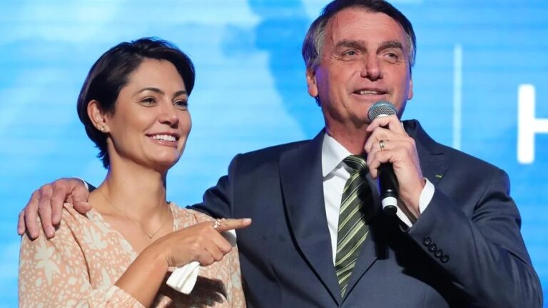 Governo Bolsonaro tentou trazer ilegalmente R$ 16,5 mi em joias