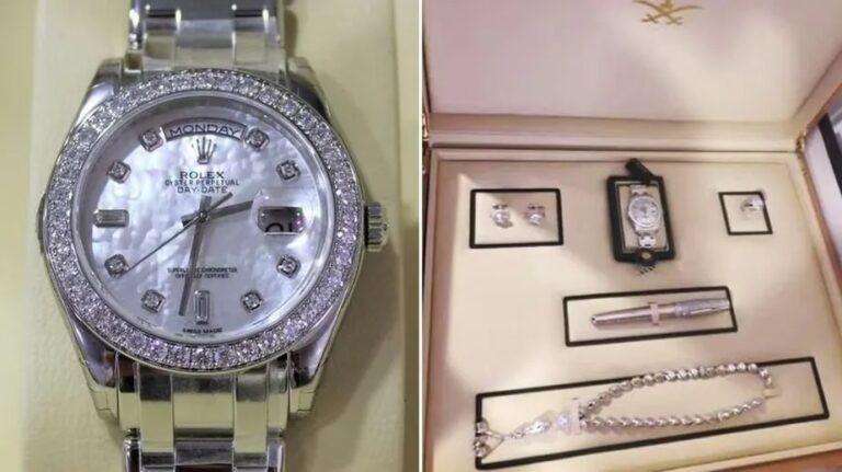 Caso das joias: Bolsonaro recebeu terceiro conjunto com Rolex de diamantes, diz jornal