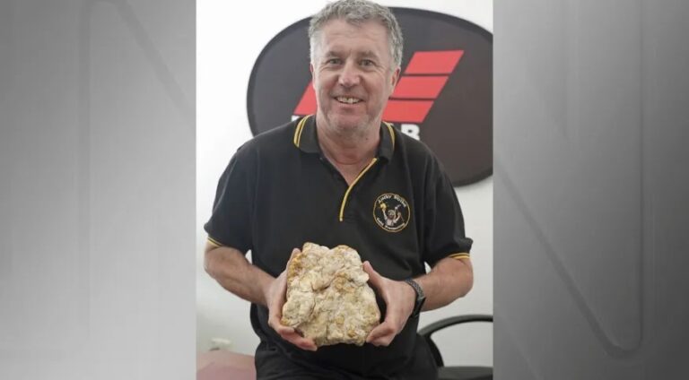 Garimpeiro amador encontra pepita de ouro na Austrália que vale mais de R$ 800 mil