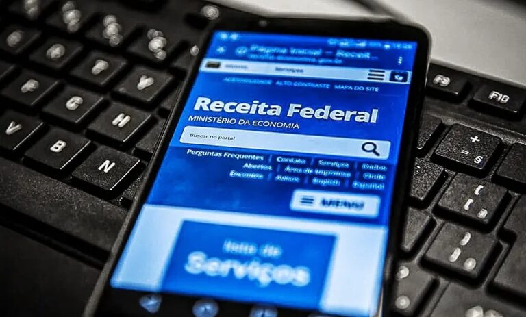Restituição do IR: Receita paga lote nesta semana