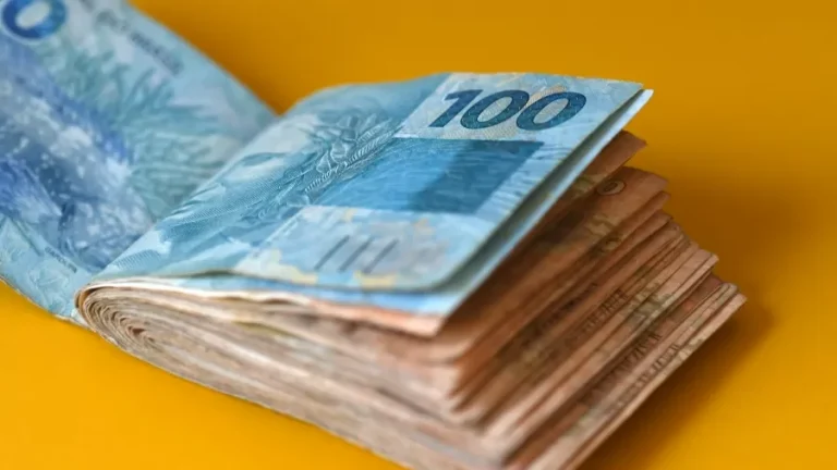 Governo do Estado anuncia antecipação do pagamento do salário de junho