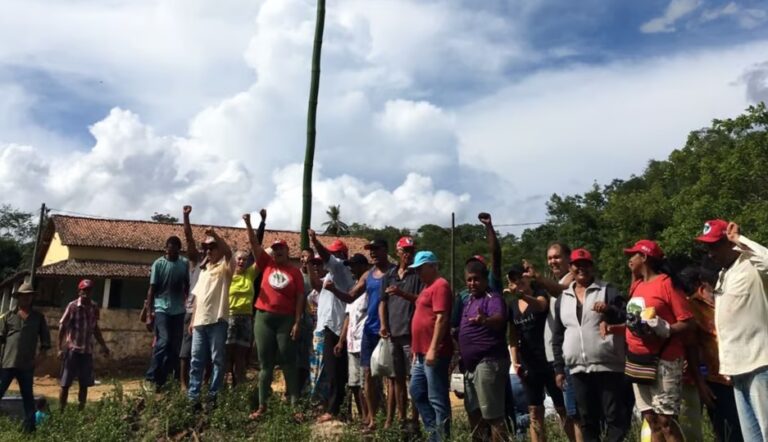 MST inicia Abril Vermelho com invasão de terras em PE