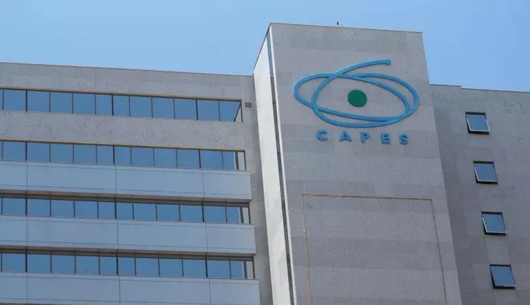 Capes retoma patamar de investimento de dez anos atrás