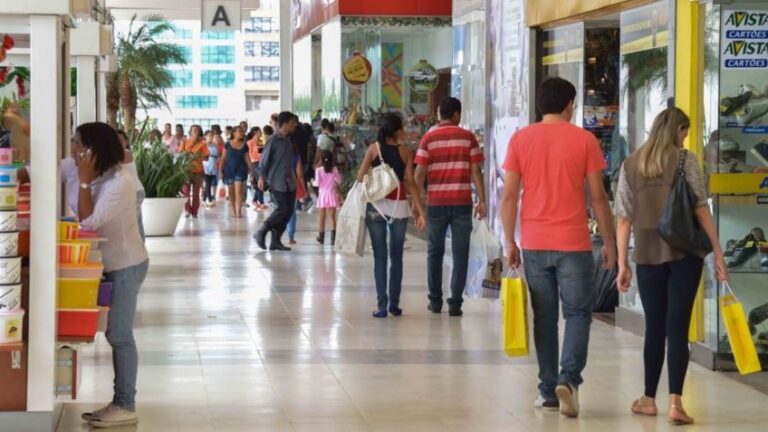 Dia das Mães deve movimentar R$ 33 bilhões no varejo em todo Brasil