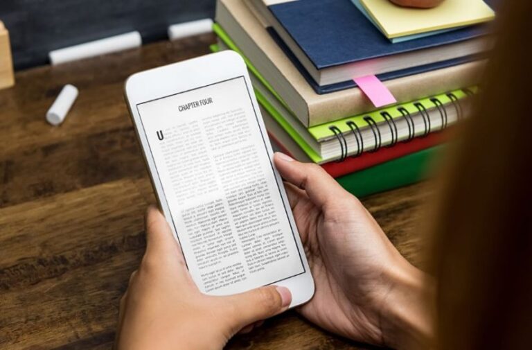 Comércio on-line de livros superou livrarias físicas pela primeira vez em 2022