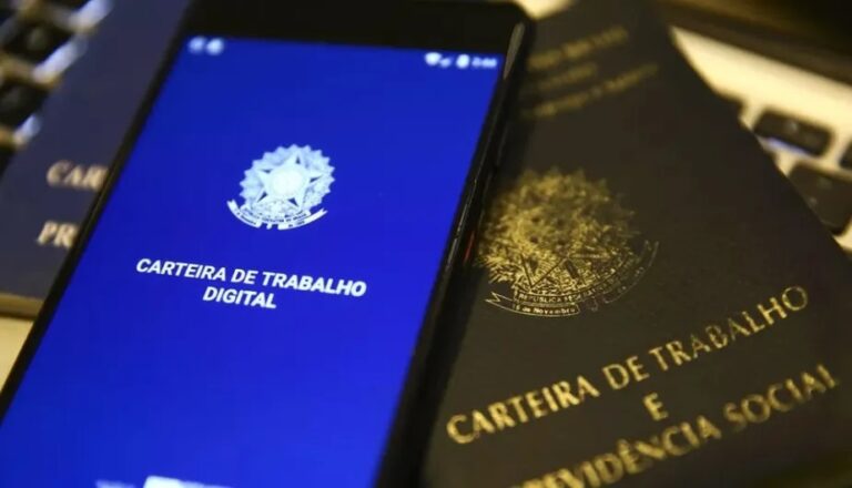 Empregado que trabalha no 1º de maio tem direito a receber mais que o dobro