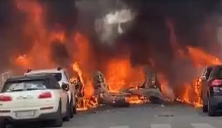 Explosão no centro de Milão incendeia vários carros