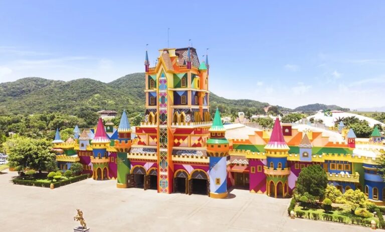 Beto Carrero World é eleito o 2º melhor parque do mundo e o preferido no Brasil