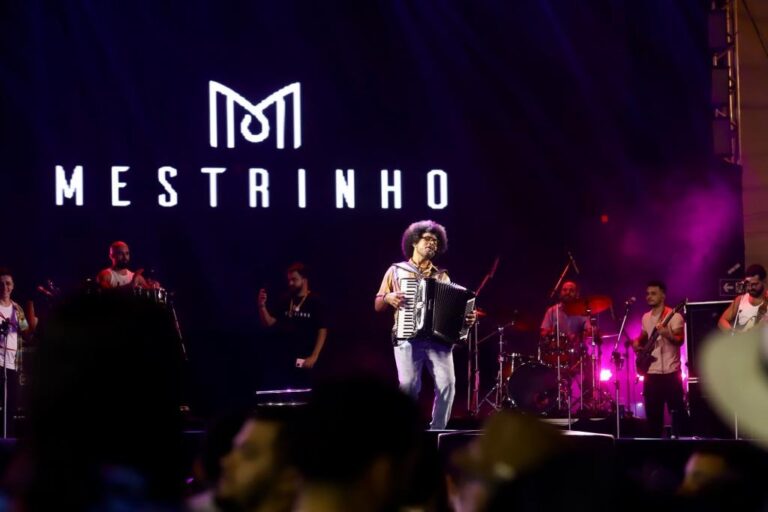 Noite de São João reúne grandes nomes em reverência ao Santo Festeiro