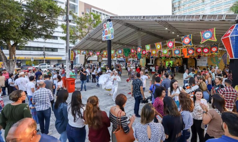 São João na Praça abre temporada dos festejos juninos da capital