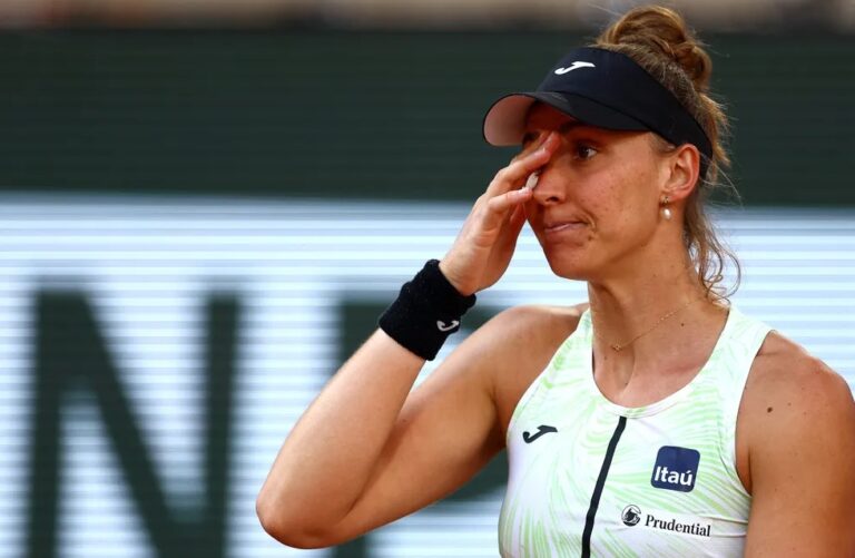 ‘Só agradecer’, diz Bia sobre torcida brasileira em Garros