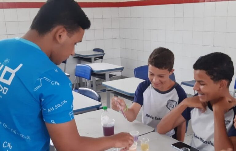 Ministro da Educação, Camilo Santana, lança políticas educacionais em Sergipe