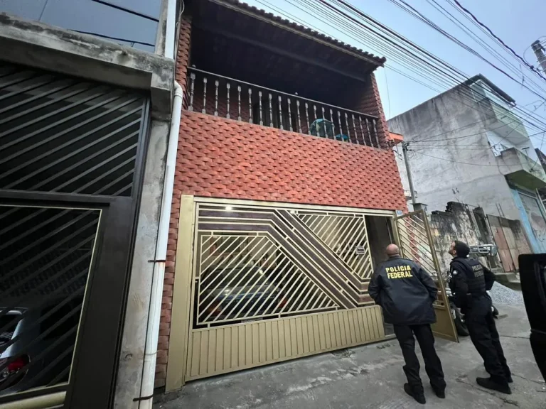 PF faz operação contra quadrilha que trocou malas de brasileiras presas por tráfico de drogas na Alemanha