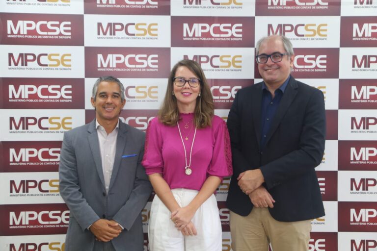 MP de Contas vai colaborar com projeto do MPE que visa extinguir lixões em SE