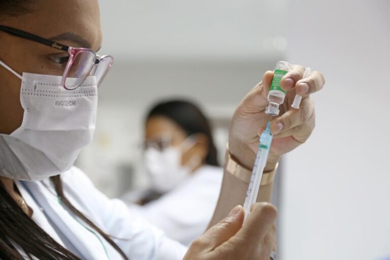 Aracaju já aplicou 76,95% das doses da vacina contra a Influenza