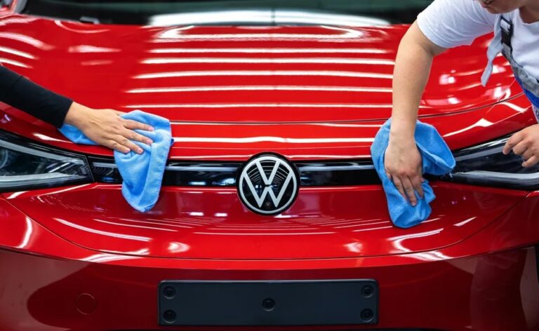 Volkswagen anuncia investimento de 1 bilhão de euros no Brasil