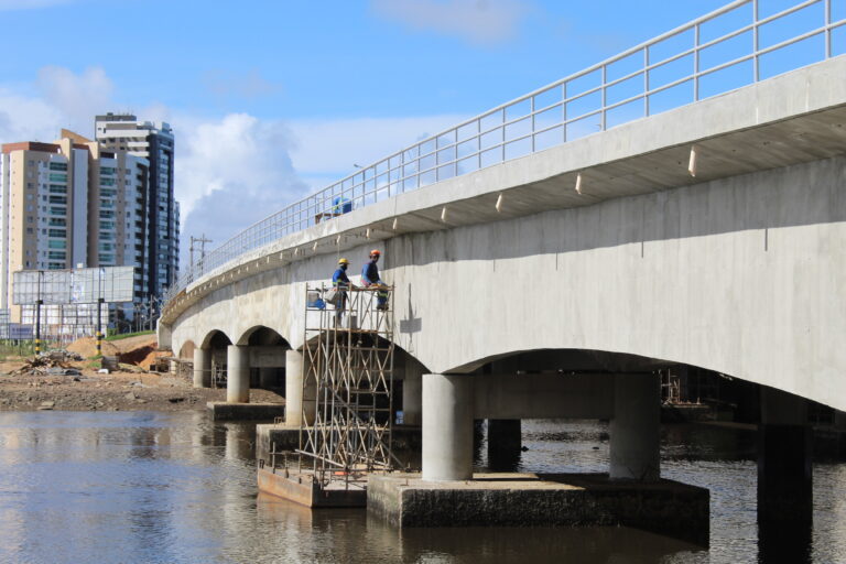 PMA promete entregar obra da ponte Juscelino Kubitschek nesta quinta, 14
