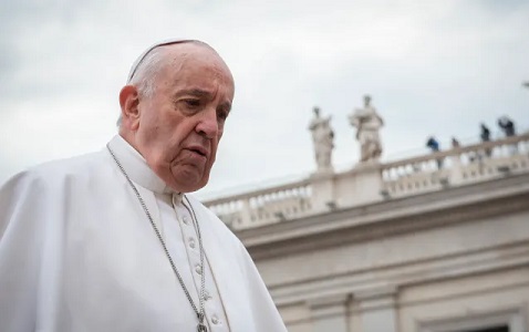 Com bronquite, Papa Francisco delega leitura de discurso em cerimônia