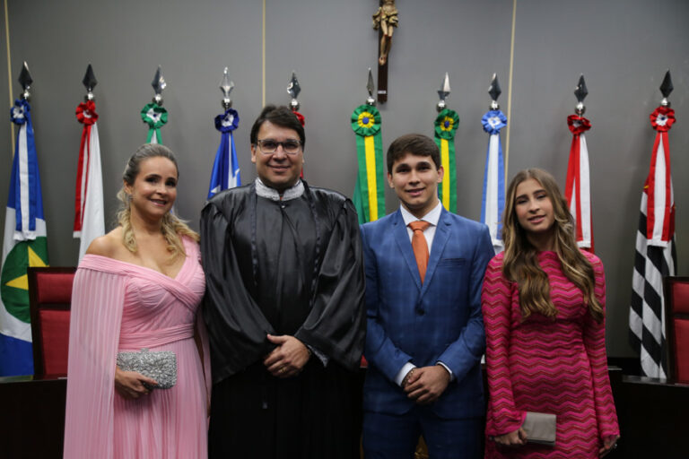 Etélio de Carvalho Prado Junior é empossado desembargador do TJSE