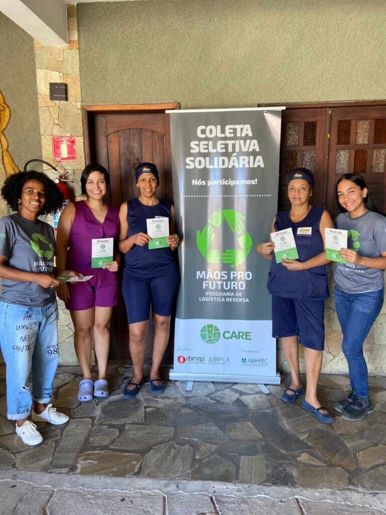 Em Aracaju, condomínios e pousadas da Atalaia implementam coleta seletiva e tornam bairro referência para um verão mais sustentável