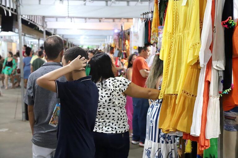 Expo Verão 2024 já injetou mais de R$ 1 milhão na economia nos primeiros dias da feira