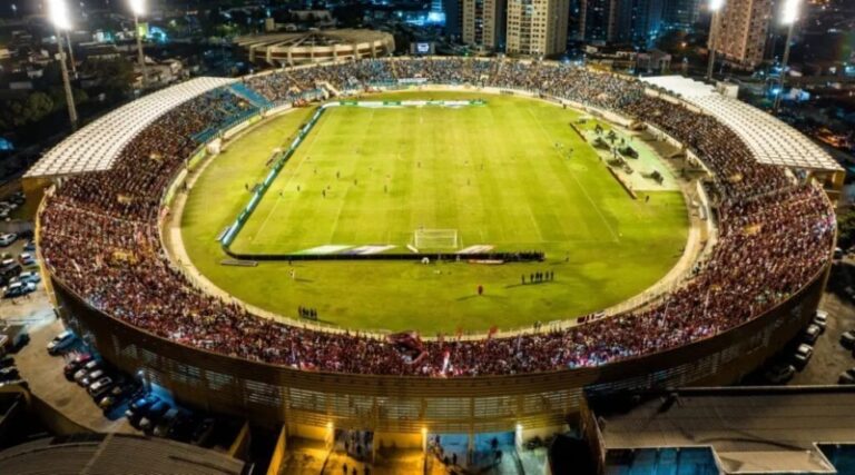 Ingressos para jogo entre Flamengo x Bangu na Arena Batistão, em Aracaju, já estão à venda