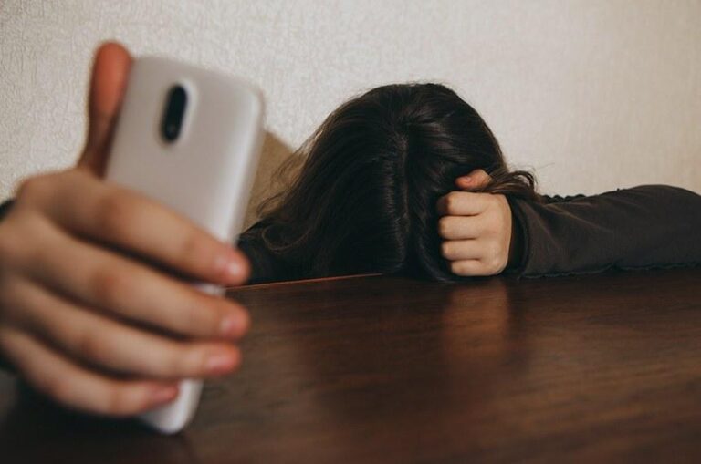 Registros de bullying crescem em Sergipe após criminalização e passam de 2 mil em 2025
