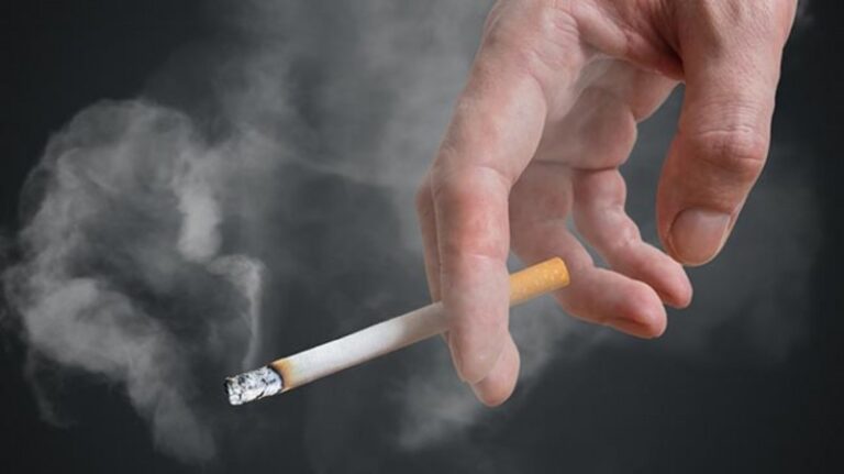 Consumo de tabaco diminui em quase todo o mundo, afirma OMS