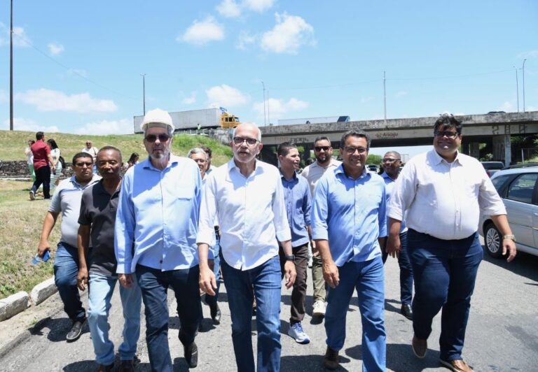 Prefeito de Aracaju autoriza início das obras de reestruturação da Avenida Tancredo Neves
