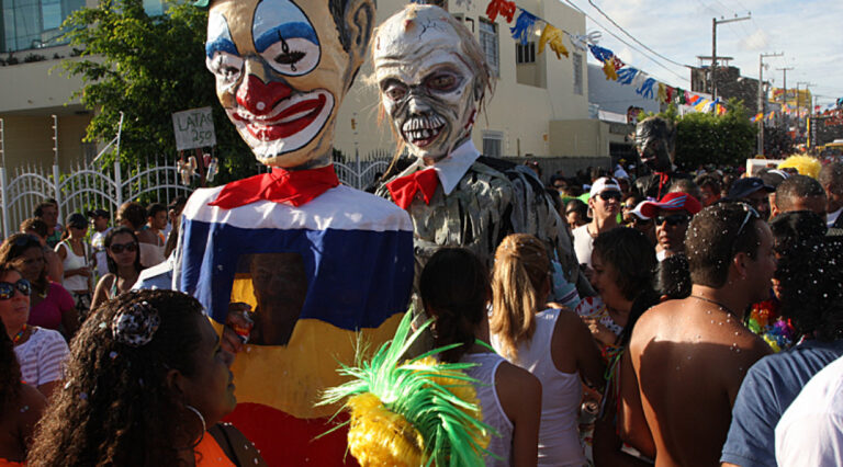Estado fomenta cultura e economia sergipana com realização do bloco carnavalesco Rasgadinho 2024