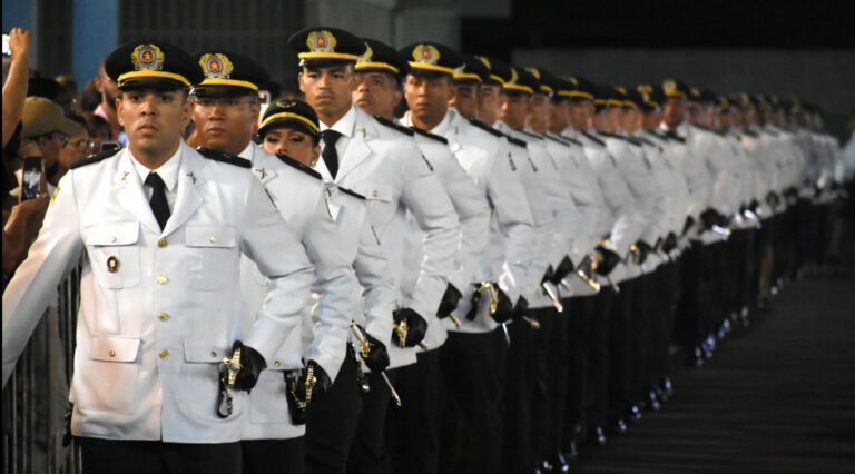 Polícia Militar de Sergipe forma 56 novos aspirantes a oficiais