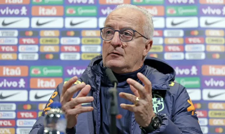 CBF convoca reunião para decidir futuro de Dorival Jr na Seleção Brasileira