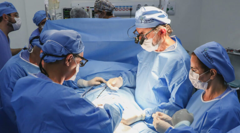 Huse realiza cirurgia de extrofia de bexiga com técnica inédita em Sergipe