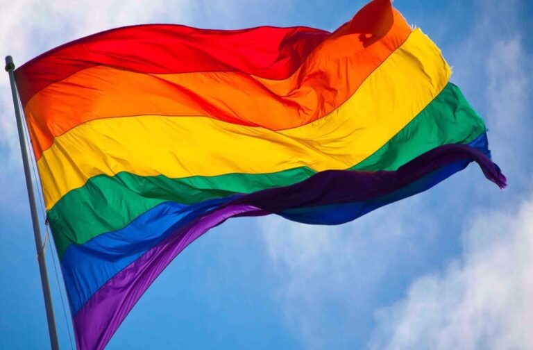 Brasil registrou número recorde de casamentos homoafetivos em 2022, divulga IBGE