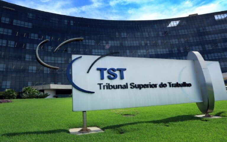 TST condena sindicato e escritório de advocacia por se apoderarem de parte de crédito recebido por trabalhadores